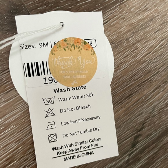 Thistle and Bunny Everly romper 9 months - Picture 3 of 4